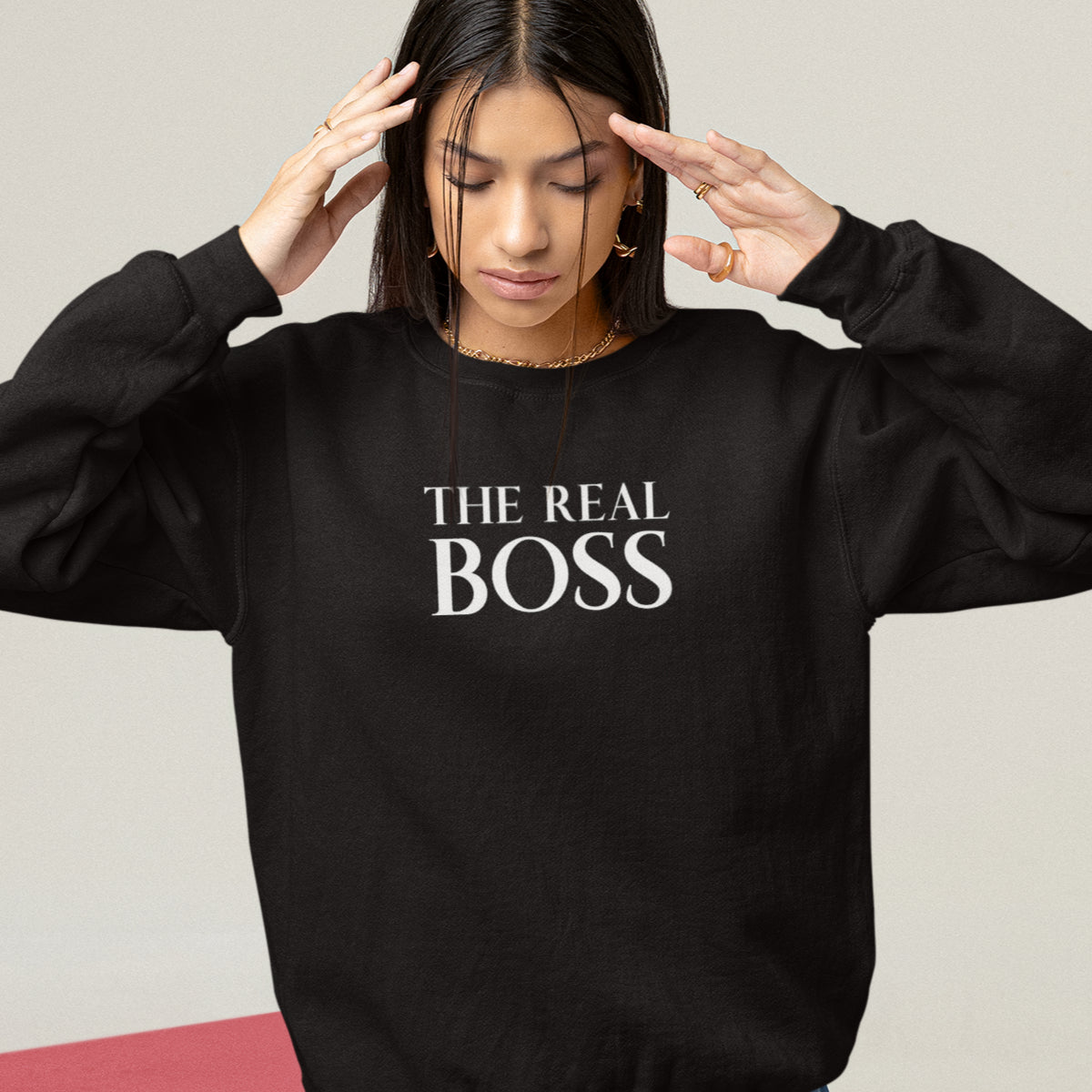 Mustad kapuutsita dressipluusid paaridele „Ülemus & Tõeline ülemus“